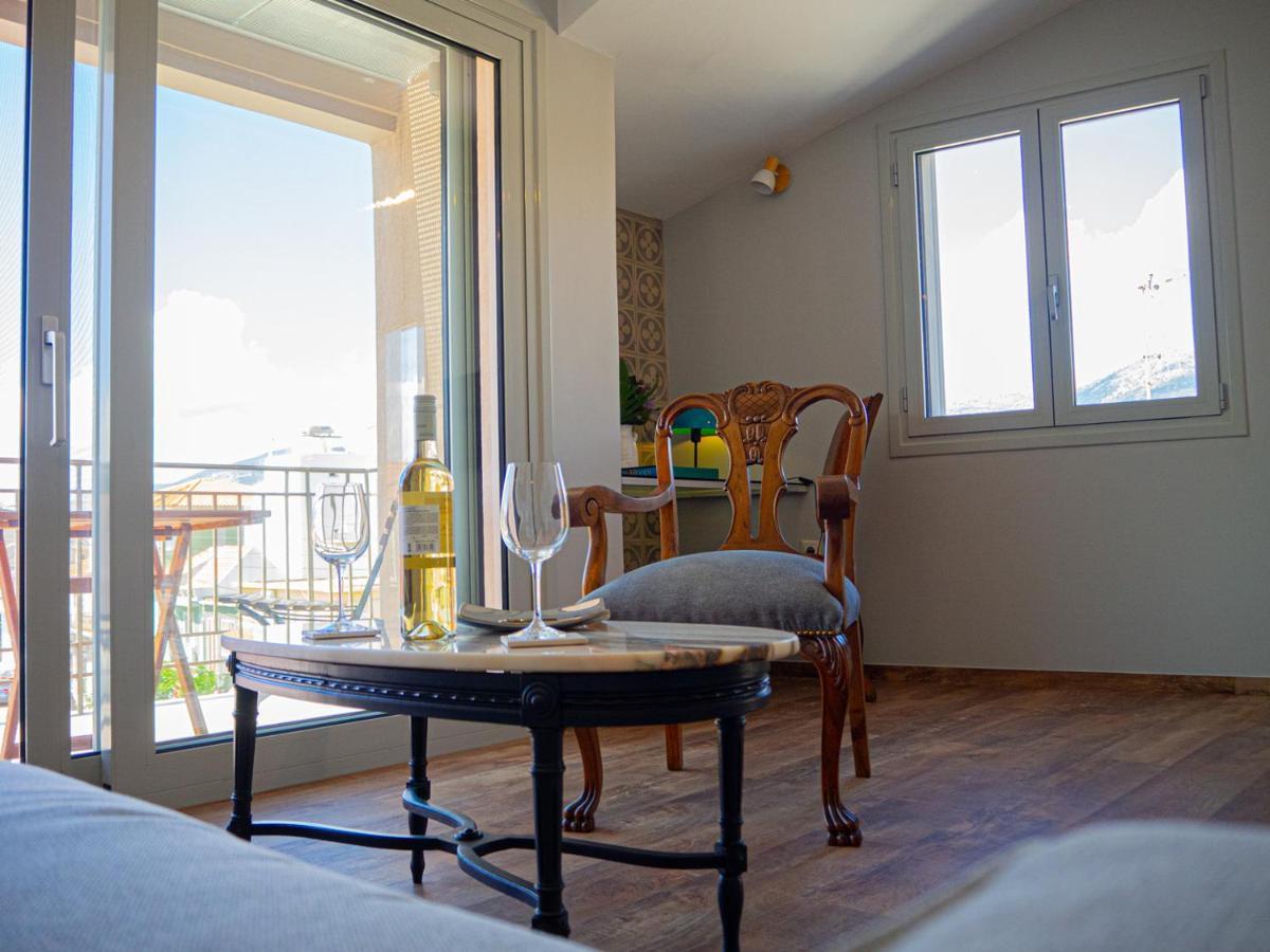 Dionysia Premium Suites アルゴストリオン エクステリア 写真